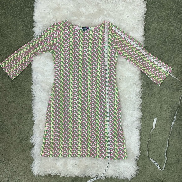 Melly M Small 3/4 Abstract Design Dress - Picture 7 of 12